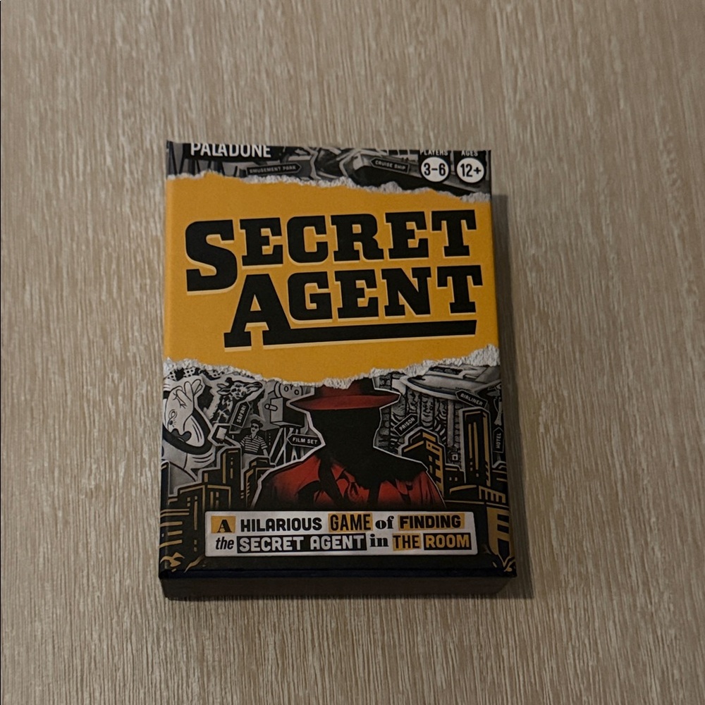Paladone Secret Agent Game * New in Box * Strategy & Family Fun